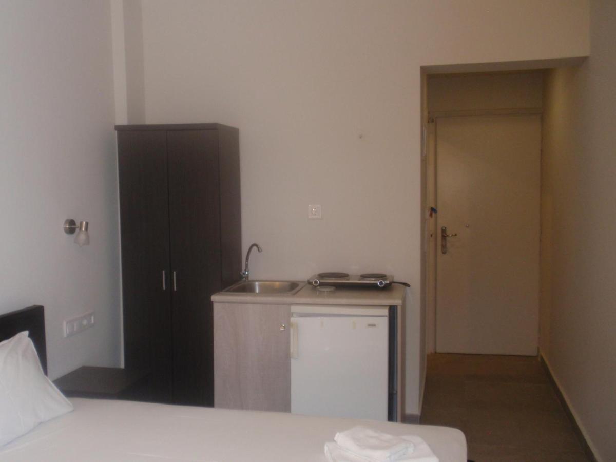 לאוטרה אדיפסאו Hotel Banbus מראה חיצוני תמונה