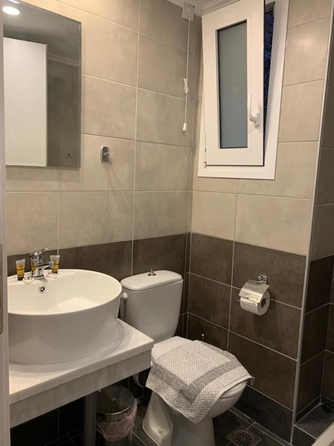 לאוטרה אדיפסאו Hotel Banbus מראה חיצוני תמונה