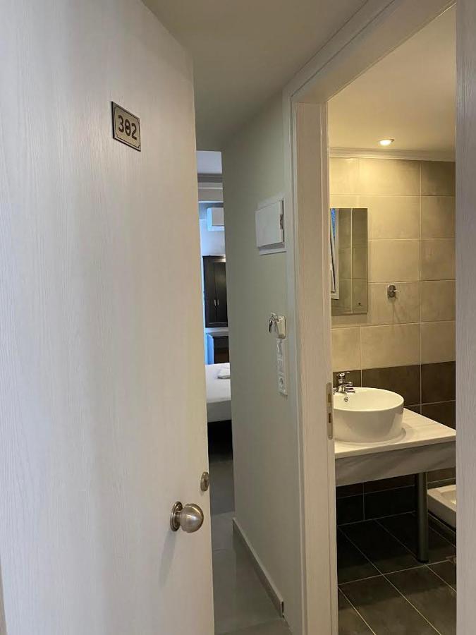 לאוטרה אדיפסאו Hotel Banbus מראה חיצוני תמונה