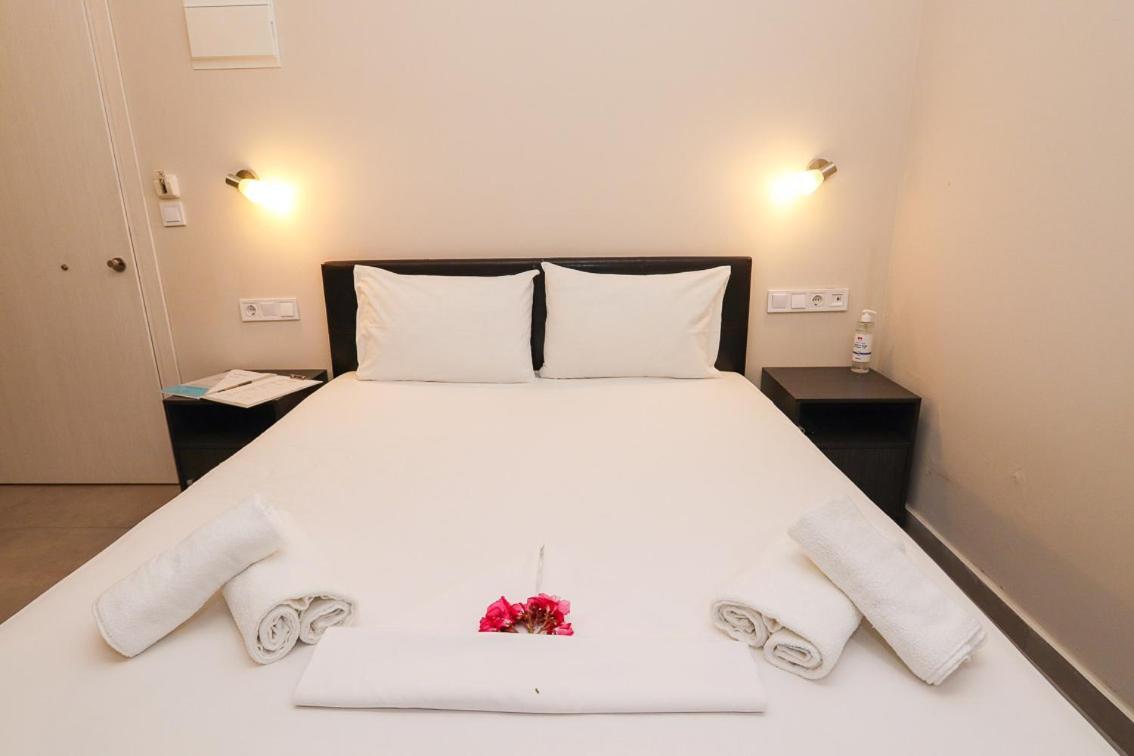 לאוטרה אדיפסאו Hotel Banbus מראה חיצוני תמונה