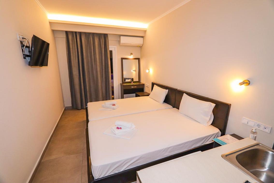 לאוטרה אדיפסאו Hotel Banbus מראה חיצוני תמונה