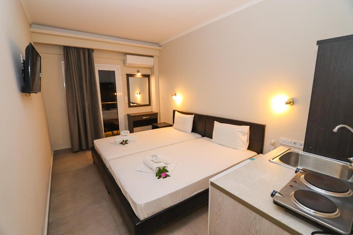 לאוטרה אדיפסאו Hotel Banbus מראה חיצוני תמונה