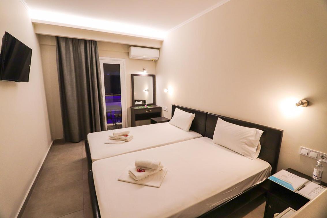 לאוטרה אדיפסאו Hotel Banbus מראה חיצוני תמונה